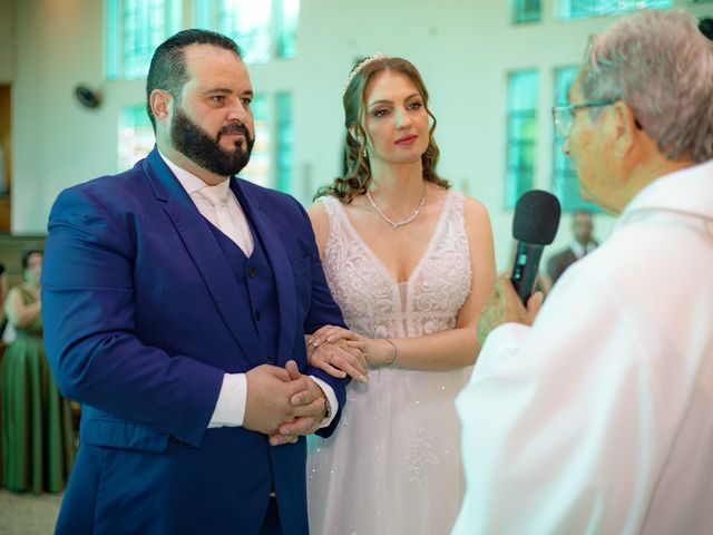 O casamento de Daniele e Junior em Joinville, Santa Catarina 81