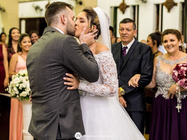 O casamento de Tiago Southgate e Aline Leonardo  em Duque de Caxias, Rio de Janeiro 25