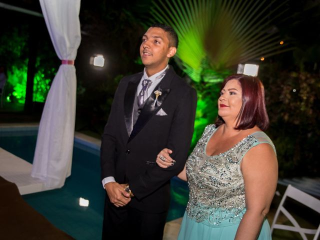 O casamento de Junior e Emilly em Recife, Pernambuco 34