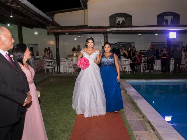 O casamento de Junior e Emilly em Recife, Pernambuco 35