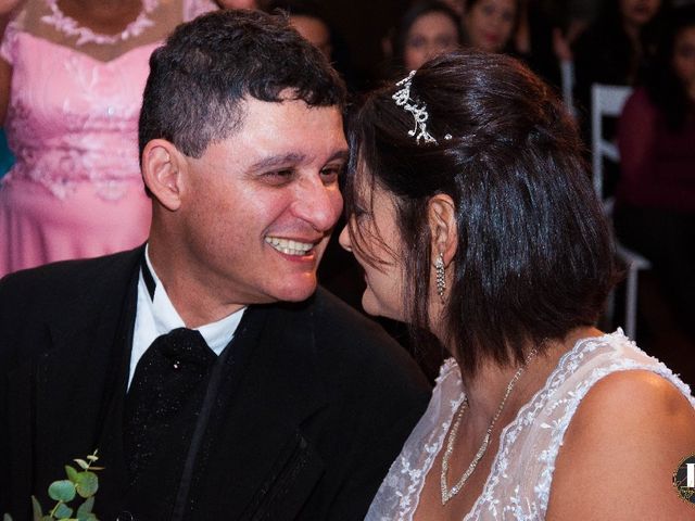 O casamento de Rochester  e Adriana em Vila Velha, Espírito Santo 11