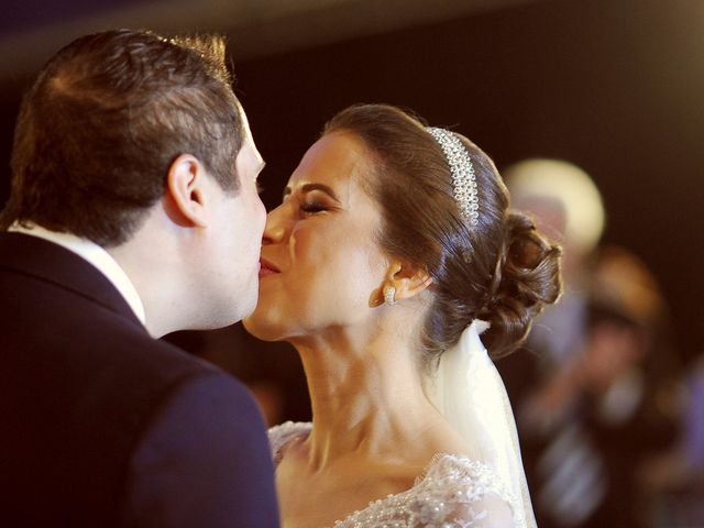 O casamento de Marcos e Sabrina em Caxias do Sul, Rio Grande do Sul 18