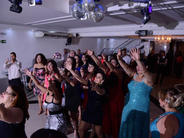 O casamento de Nando e Lau em Osasco, São Paulo 33