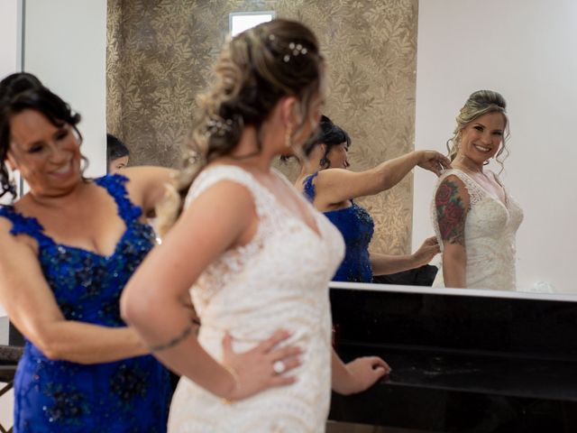 O casamento de Roney e Amanda em Belo Horizonte, Minas Gerais 18