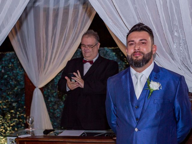 O casamento de Roney e Amanda em Belo Horizonte, Minas Gerais 27