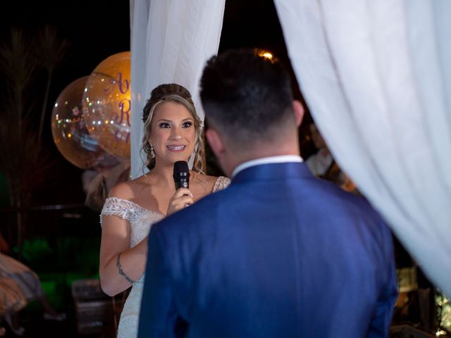 O casamento de Roney e Amanda em Belo Horizonte, Minas Gerais 36