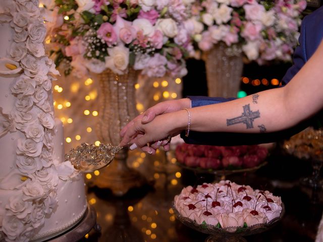 O casamento de Roney e Amanda em Belo Horizonte, Minas Gerais 55