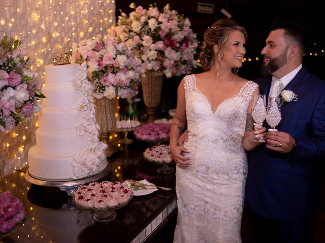 O casamento de Roney e Amanda em Belo Horizonte, Minas Gerais 56