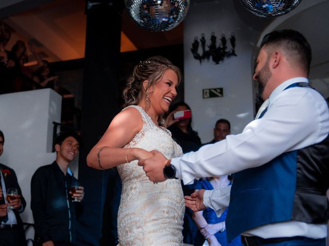 O casamento de Roney e Amanda em Belo Horizonte, Minas Gerais 67