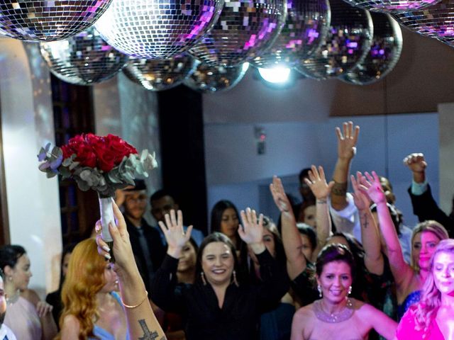 O casamento de Roney e Amanda em Belo Horizonte, Minas Gerais 78