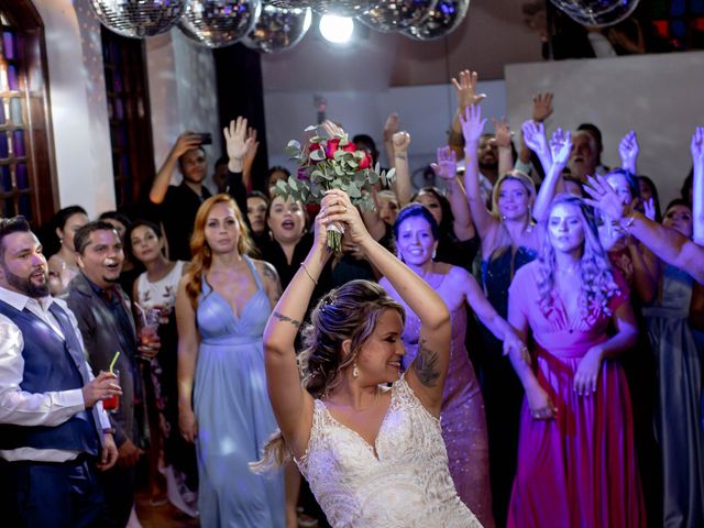 O casamento de Roney e Amanda em Belo Horizonte, Minas Gerais 82