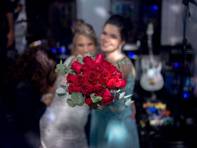 O casamento de Roney e Amanda em Belo Horizonte, Minas Gerais 85