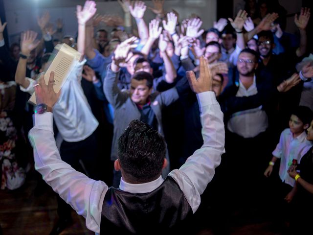 O casamento de Roney e Amanda em Belo Horizonte, Minas Gerais 90