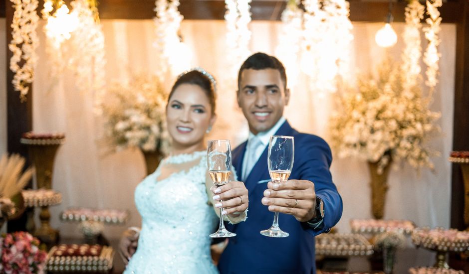 O casamento de Douglas e Loranne em Alexânia, Goiás