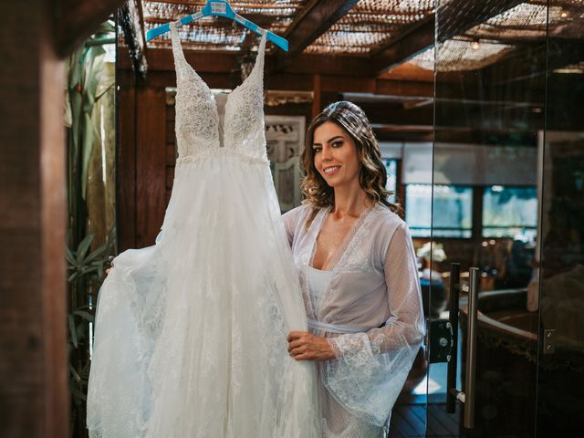 O casamento de Thiago e Paula em Ilha do Mel, Paraná 23