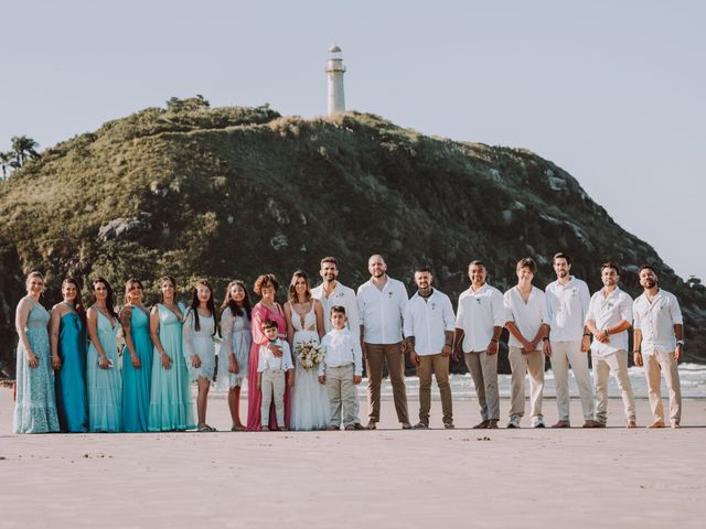 O casamento de Thiago e Paula em Ilha do Mel, Paraná 30