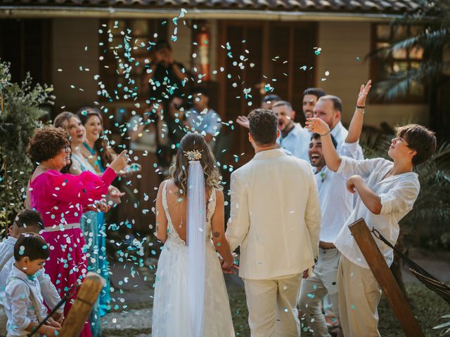 O casamento de Thiago e Paula em Ilha do Mel, Paraná 31