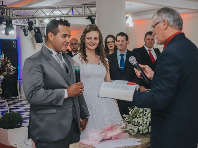 O casamento de Gabriel e Evanessa em Joinville, Santa Catarina 53