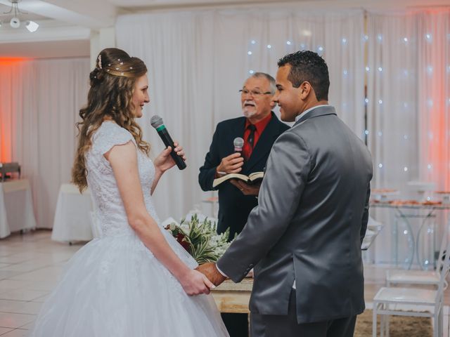 O casamento de Gabriel e Evanessa em Joinville, Santa Catarina 58