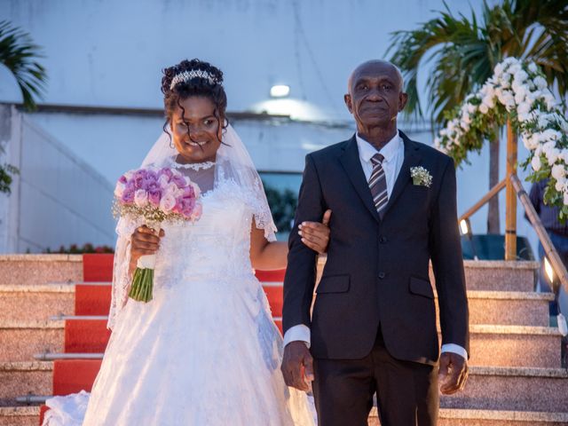 O casamento de Marcos e Romilda em Salvador, Bahia 26