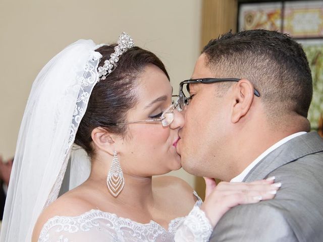 O casamento de Robson e Karol em São Paulo 83
