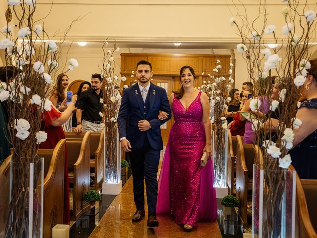 O casamento de Lucas e Vanessa em Osasco, São Paulo 34