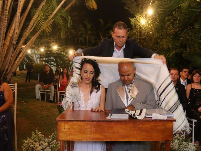 O casamento de André Luiz e Eveline Arcanjo em Paulista, Pernambuco 4