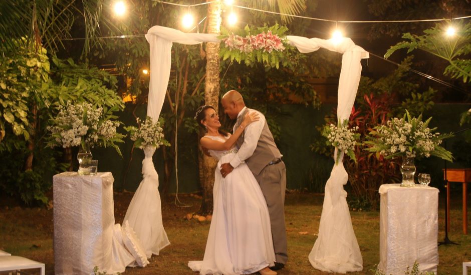 O casamento de André Luiz e Eveline Arcanjo em Paulista, Pernambuco