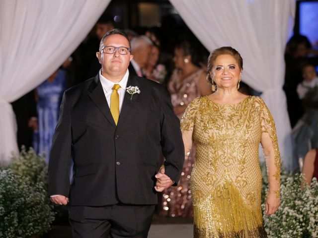 O casamento de Yurio e Ana Gumerato em Uberlândia, Minas Gerais 47