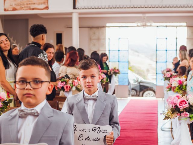 O casamento de Etelvinia e Bruno em Arantina, Minas Gerais 16