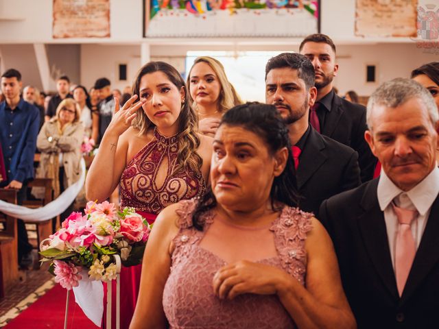 O casamento de Etelvinia e Bruno em Arantina, Minas Gerais 22