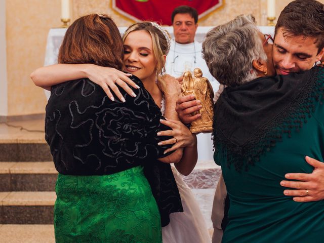 O casamento de Etelvinia e Bruno em Arantina, Minas Gerais 36