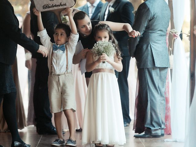 O casamento de Raphael e Daiane em Porto Alegre, Rio Grande do Sul 12