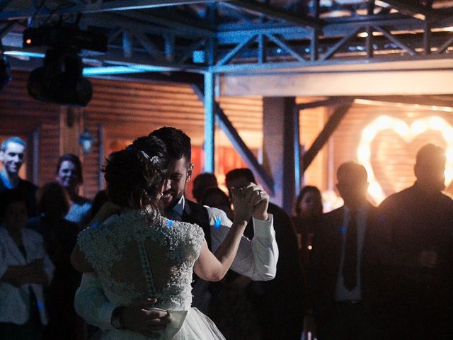 O casamento de Raphael e Daiane em Porto Alegre, Rio Grande do Sul 54