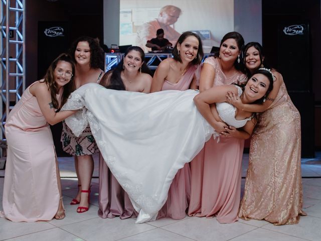 O casamento de Leonardo  e Regiane  em Porangaba, São Paulo Estado 10