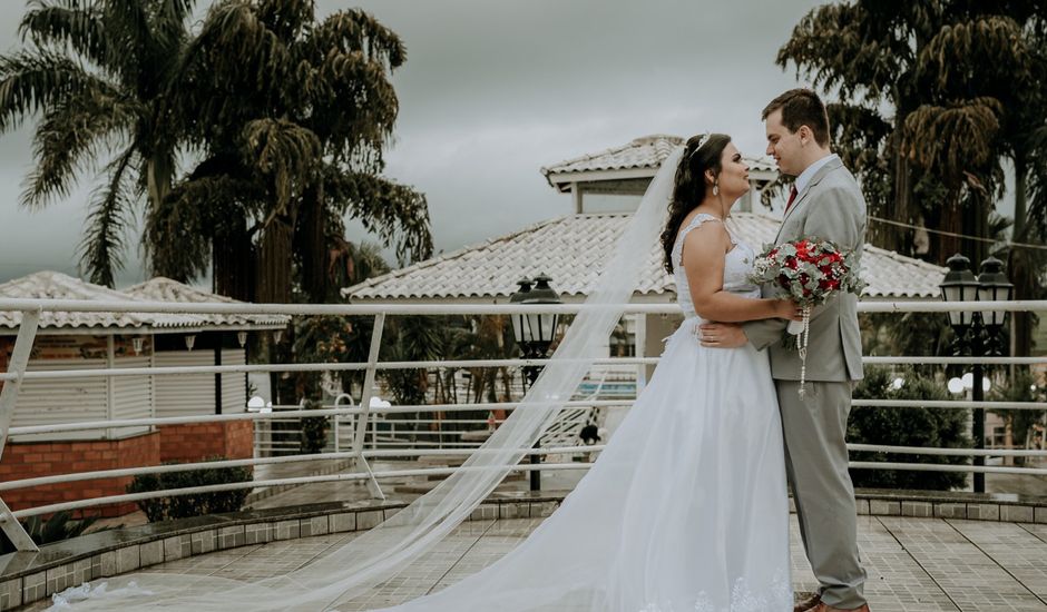 O casamento de Leonardo  e Regiane  em Porangaba, São Paulo Estado