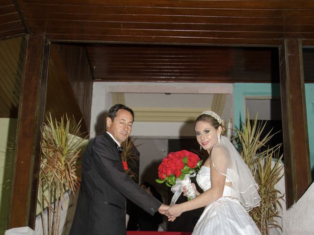 O casamento de Gustavo e Daniele em Curitiba, Paraná 5