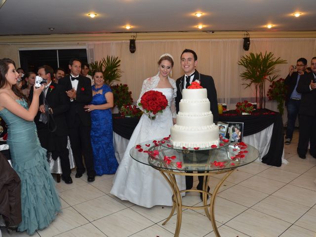 O casamento de Gustavo e Daniele em Curitiba, Paraná 14