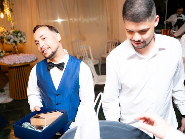 O casamento de Leandro e Bruna em Cotia, São Paulo Estado 76