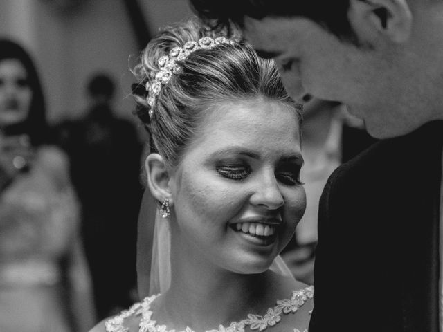 O casamento de Elvis e Héllen  em Cuiabá, Mato Grosso 8
