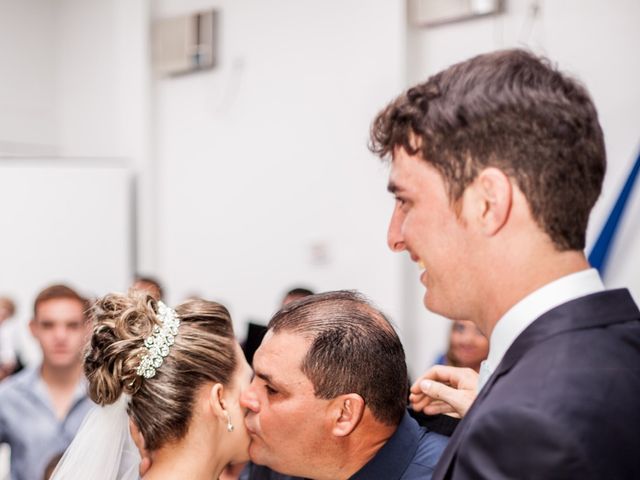 O casamento de Elvis e Héllen  em Cuiabá, Mato Grosso 12