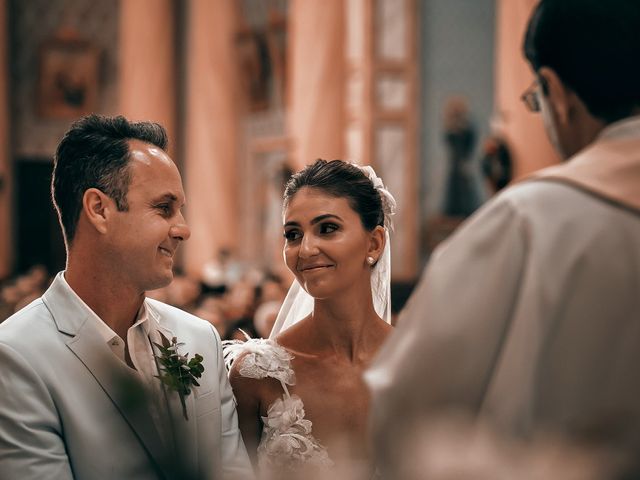 O casamento de Tércio e Marcella em Curitiba, Paraná 16