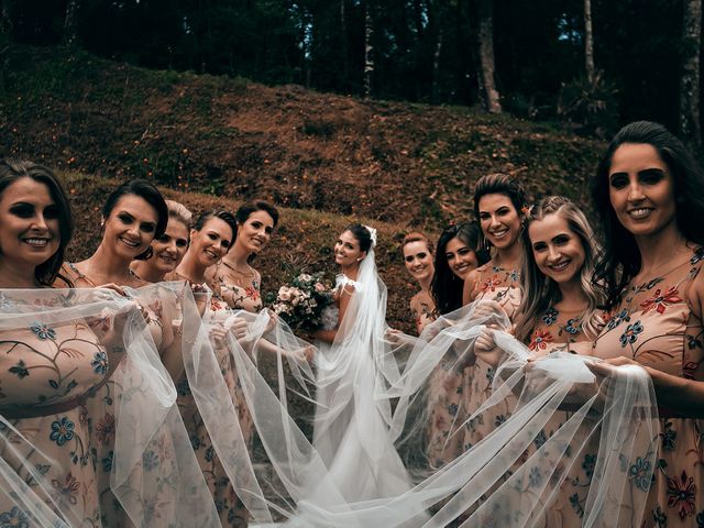 O casamento de Tércio e Marcella em Curitiba, Paraná 26