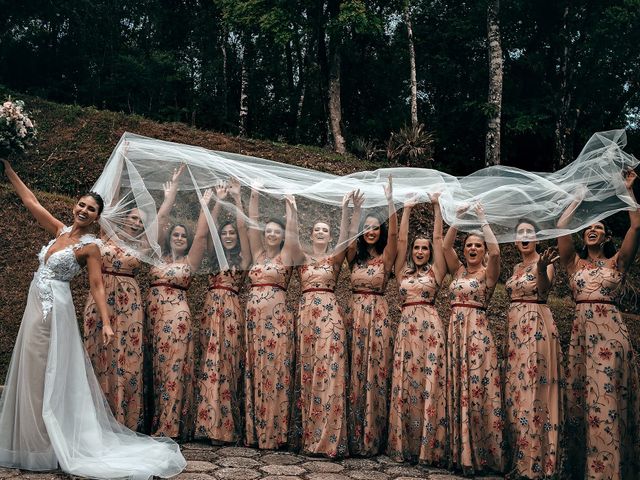 O casamento de Tércio e Marcella em Curitiba, Paraná 27