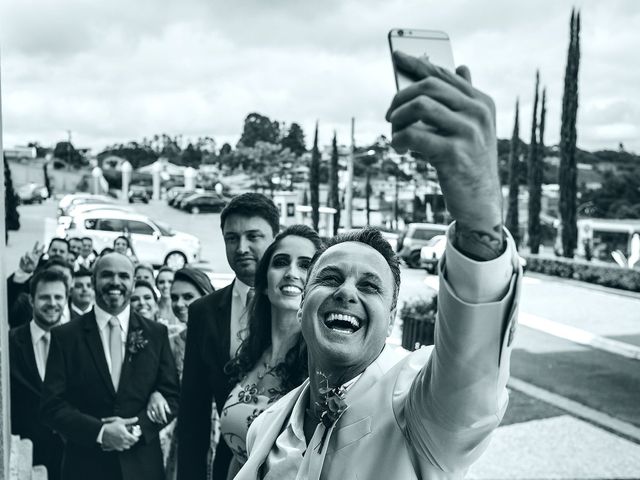 O casamento de Tércio e Marcella em Curitiba, Paraná 54