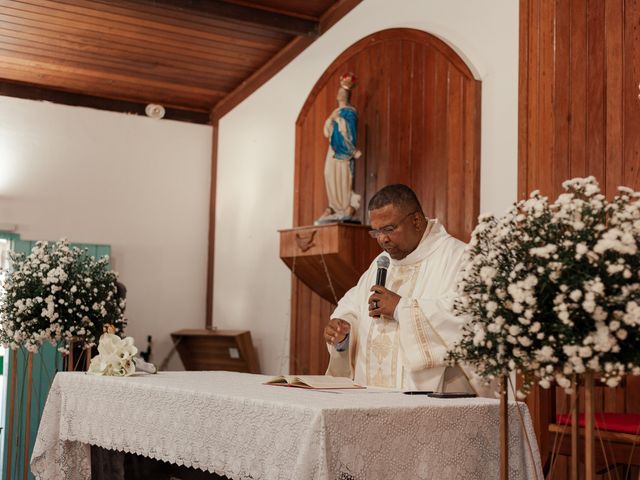 O casamento de Marcelo e Vanessa em Mata de São João, Bahia 22