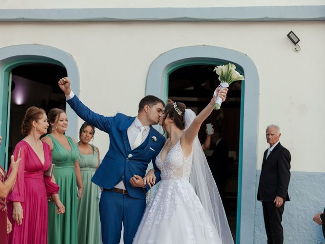 O casamento de Marcelo e Vanessa em Mata de São João, Bahia 32