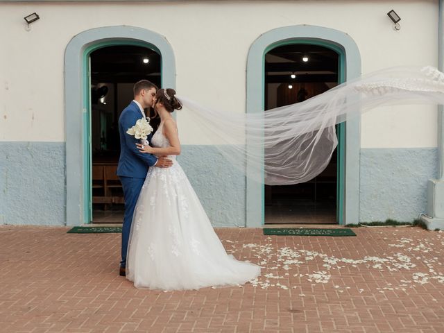 O casamento de Marcelo e Vanessa em Mata de São João, Bahia 34