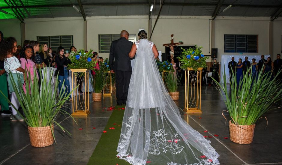 O casamento de Wellington Camilo e Juli Estefani  em Itobi, São Paulo Estado