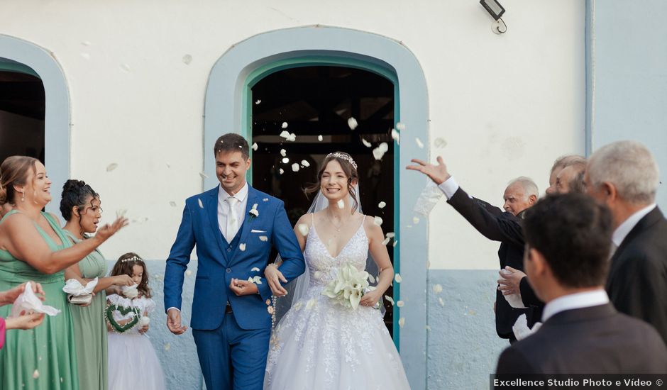 O casamento de Marcelo e Vanessa em Mata de São João, Bahia